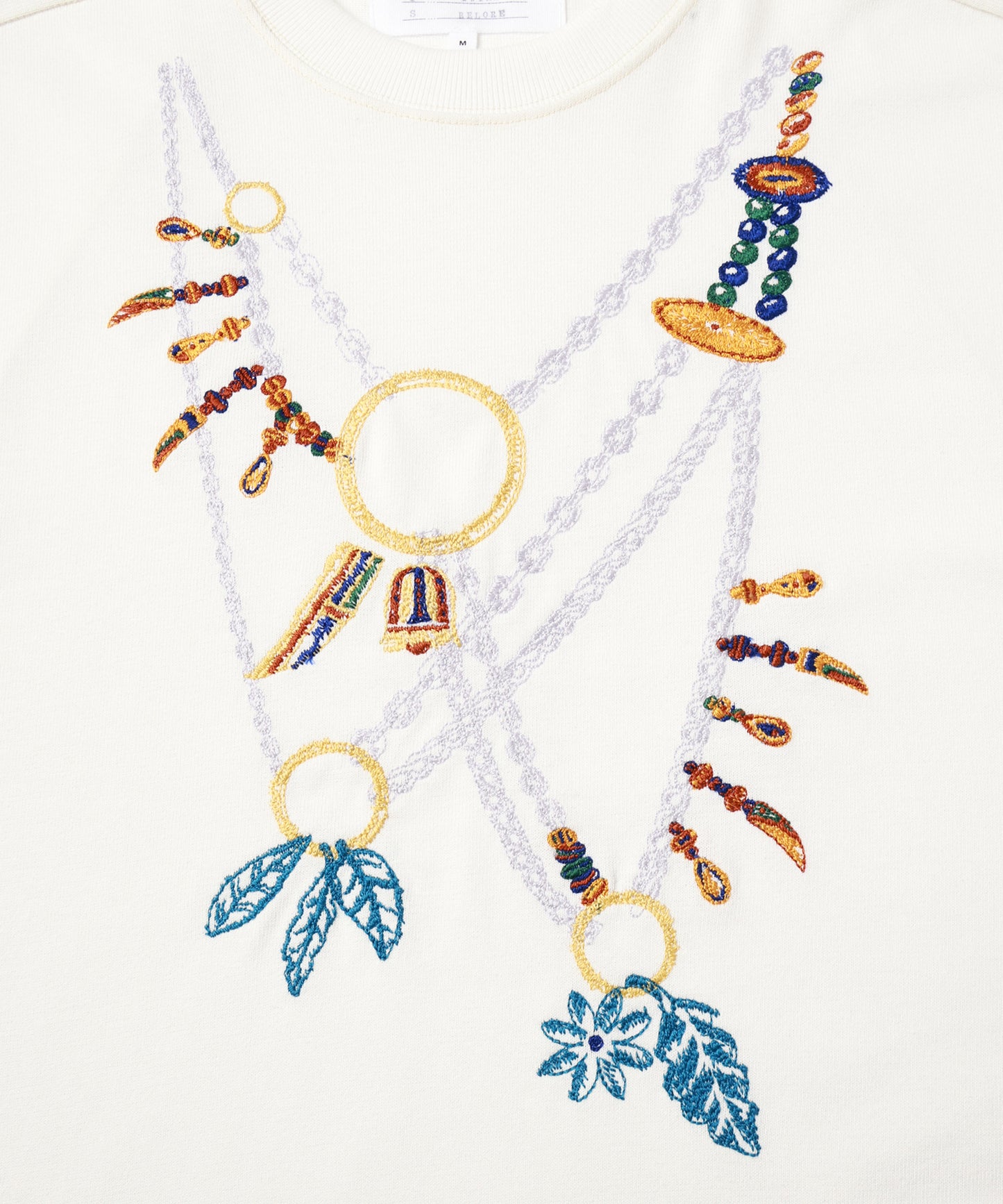AMULET EMBROIDERY TEE