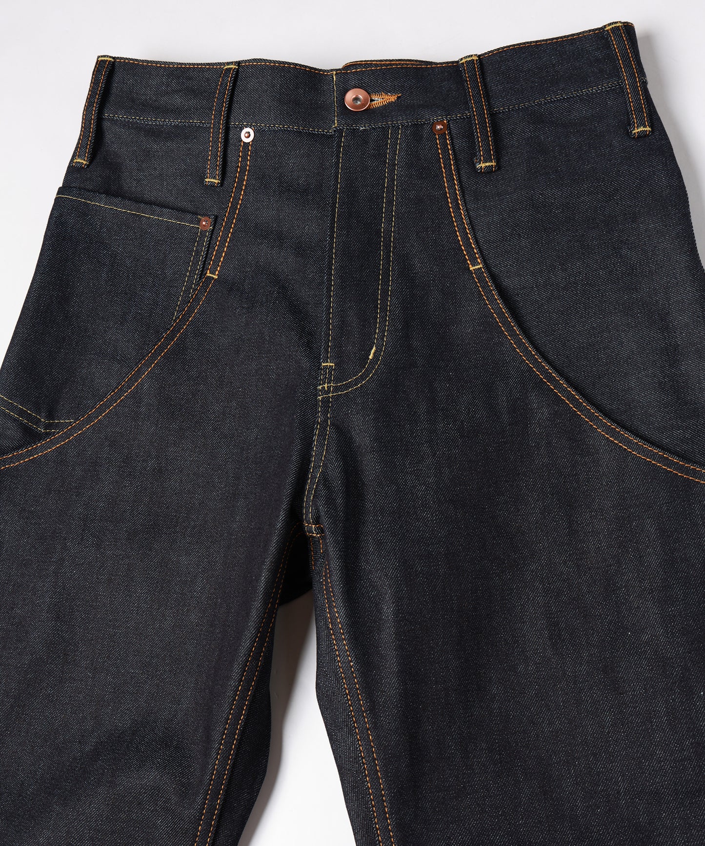 CLASSIC DENIM PANTS