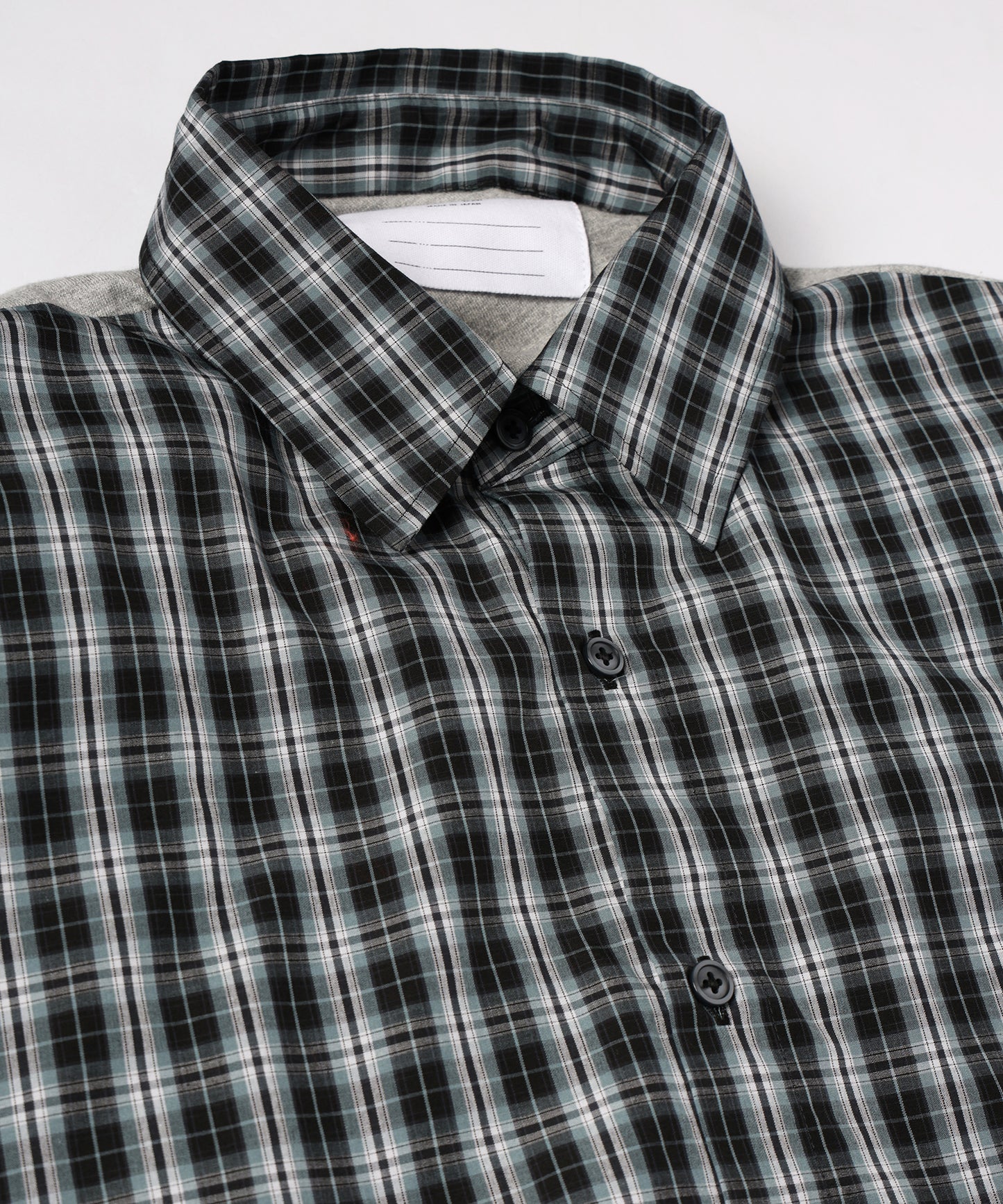 BACK-TO-FRONT CHECK SHIRT