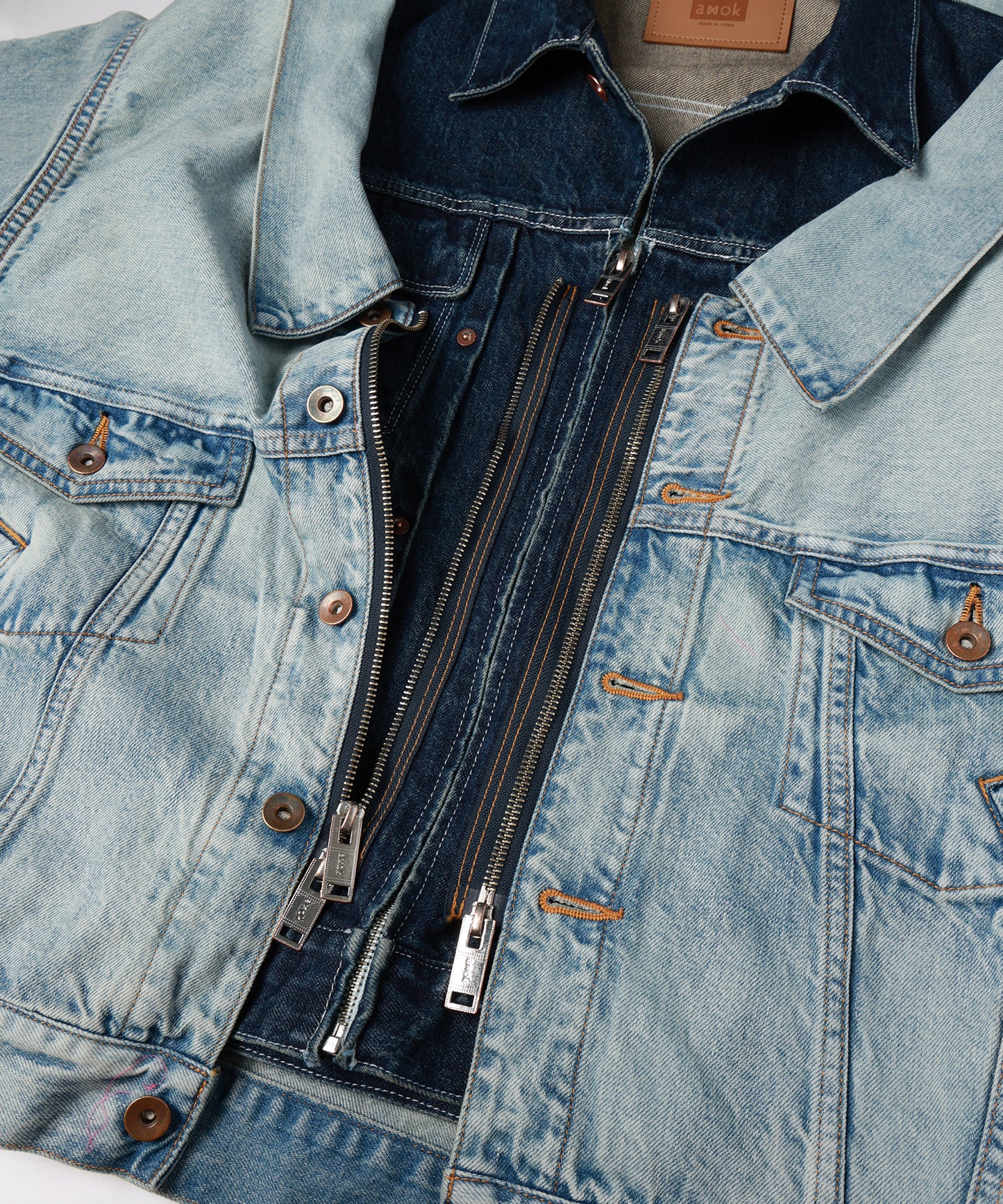 TWO-IN-ONE DENIM JACKET