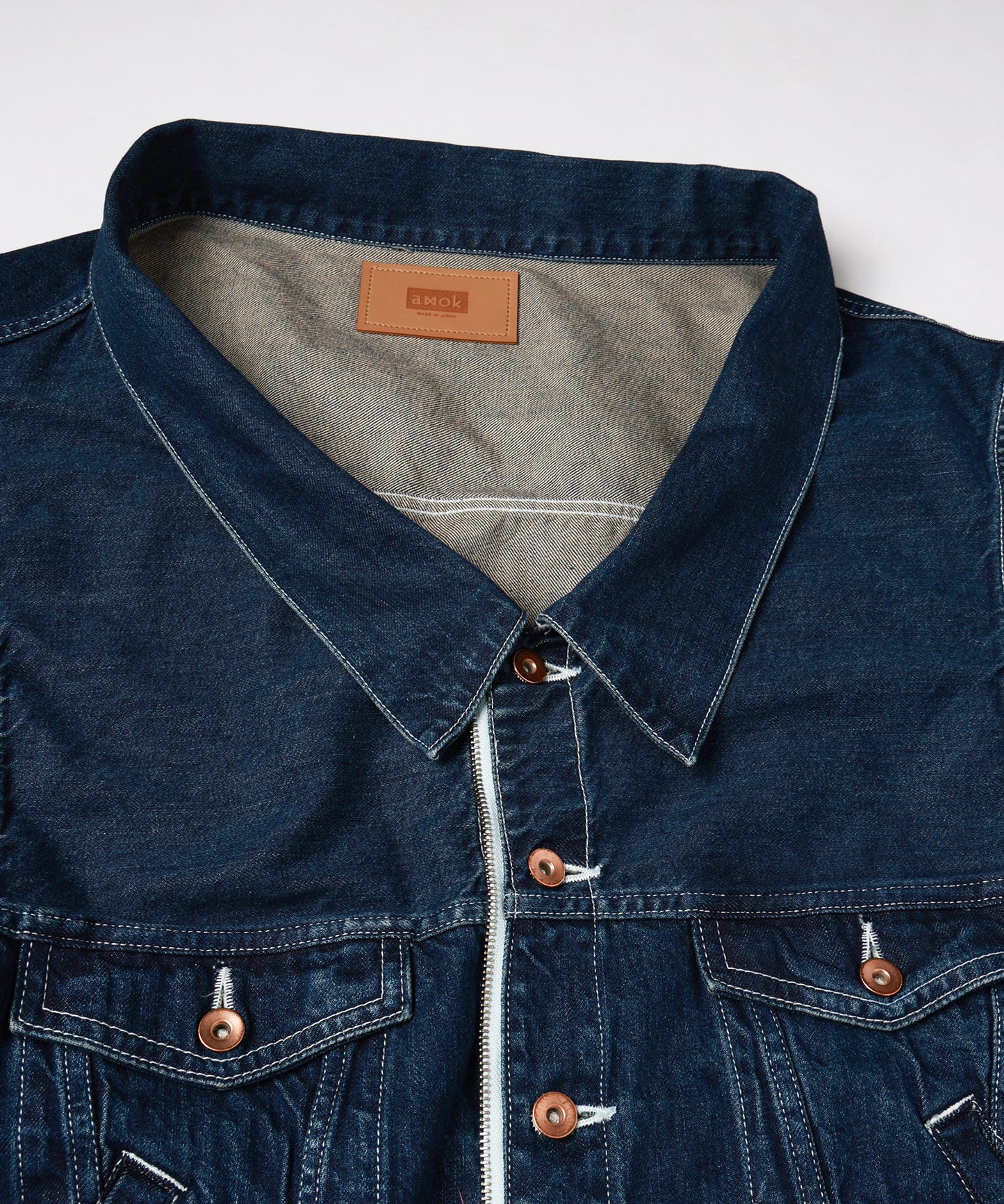 TWO-IN-ONE DENIM JACKET