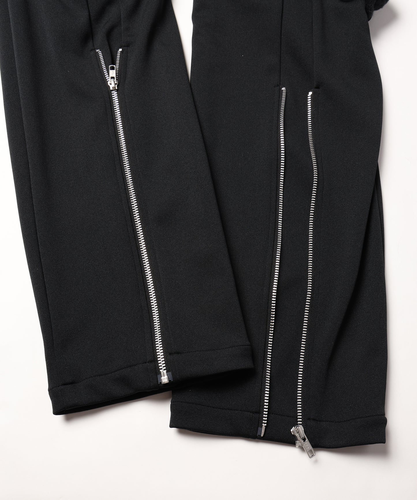 BONDAGE KNIT PANTS