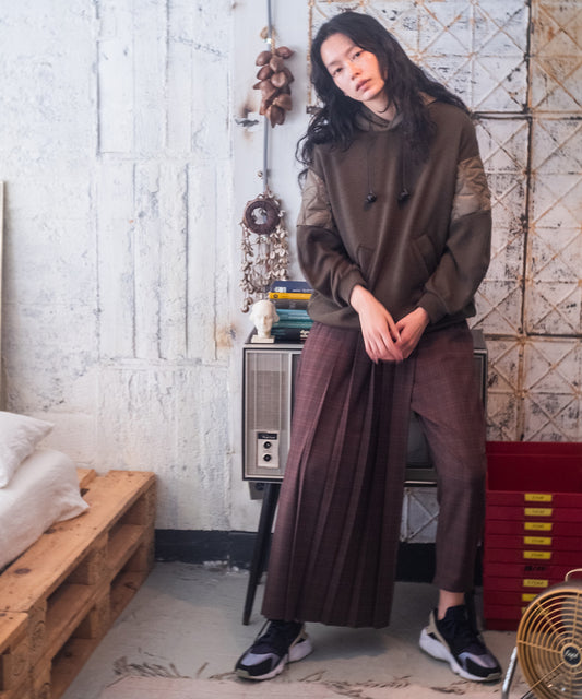 Checked Exchange Pleats Pants