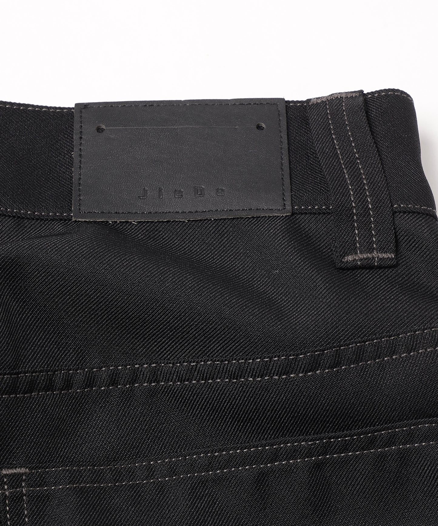 WIDE ONE TUCK STRAIGHT PANTS